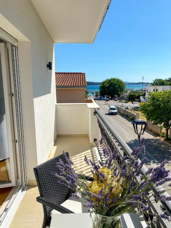 Apartments Dalmatino 沃迪切 外观 照片