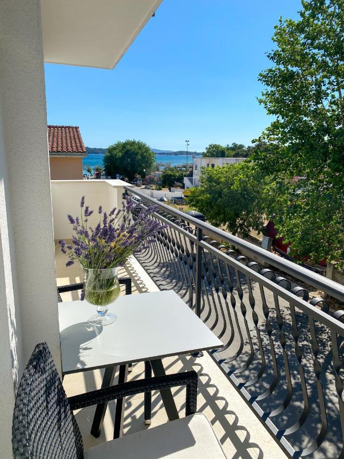 Apartments Dalmatino 沃迪切 外观 照片