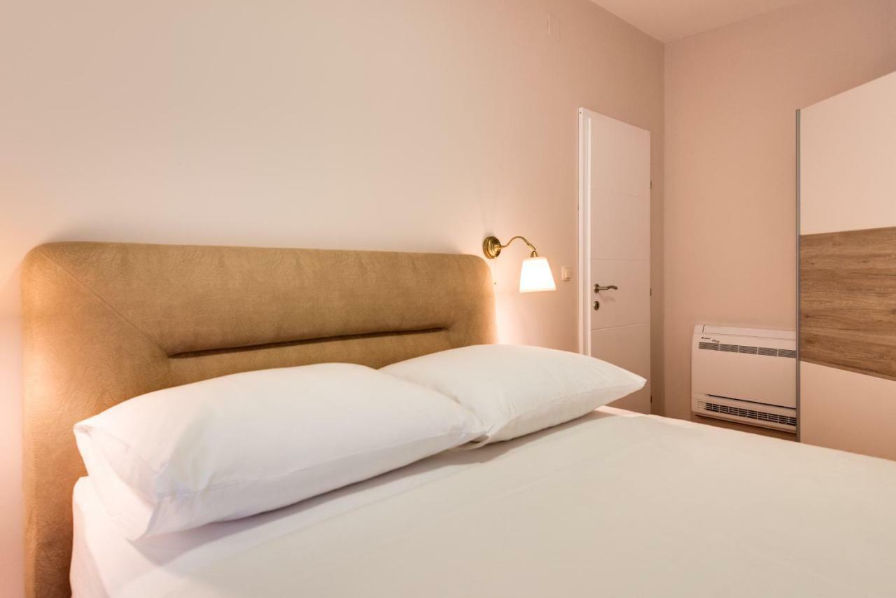 Apartments Dalmatino 沃迪切 外观 照片