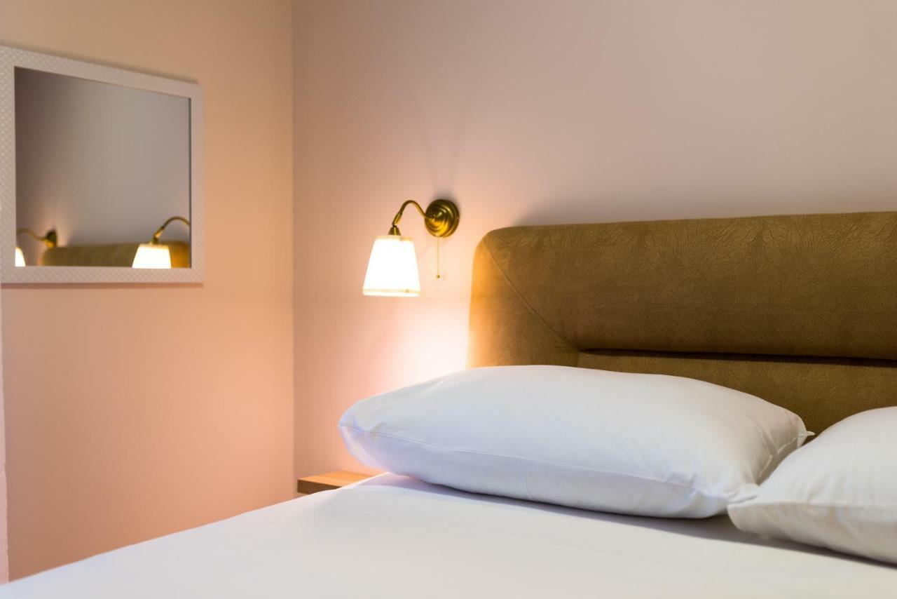 Apartments Dalmatino 沃迪切 外观 照片