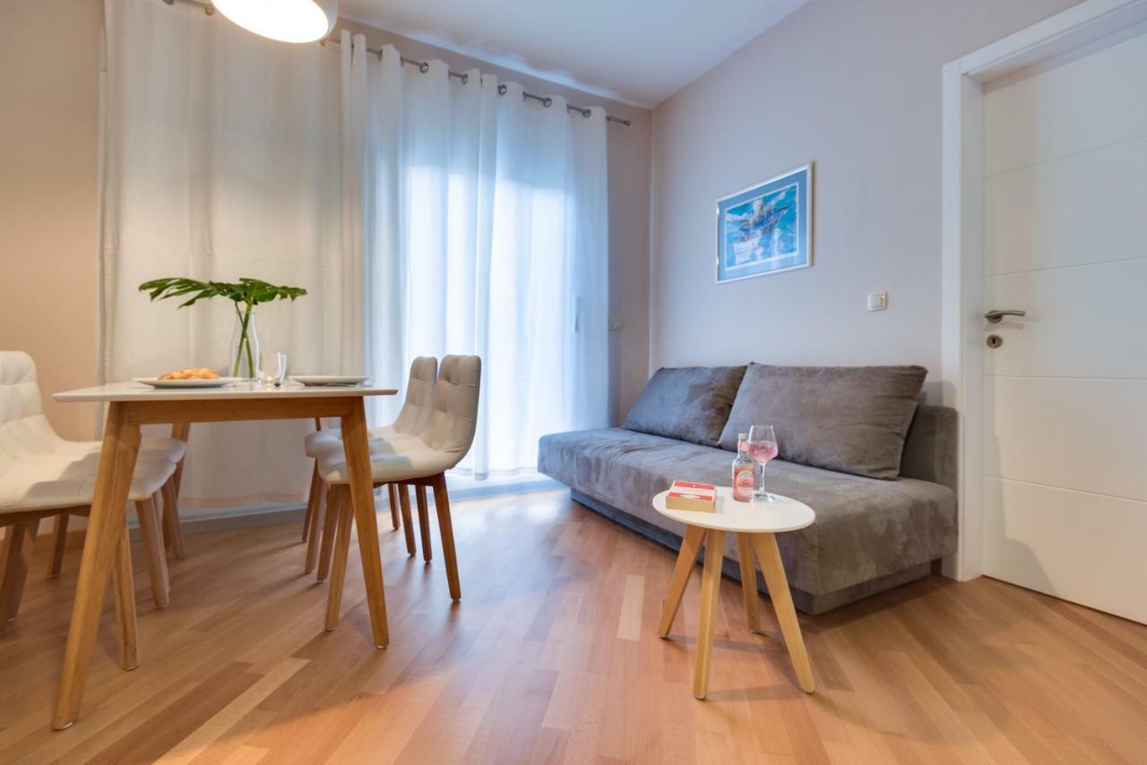 Apartments Dalmatino 沃迪切 外观 照片